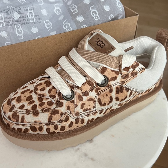 UGG Lowmel Plains Sneakers - Picture 5 of 9